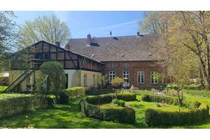 Haus zum Kaufen in Behren-Lübchin 444.444,00 € 348 m²