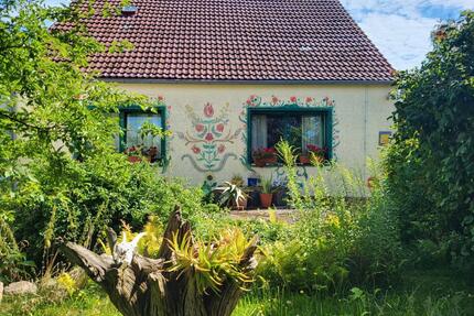 Dreiseitenhof mit wunderbarem Grundstück von Privat - Putlitz