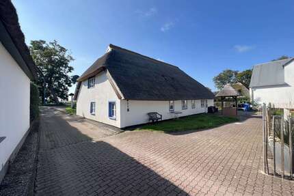 Haus zum Kaufen in Middelhagen 695.000,00 € 206 m²