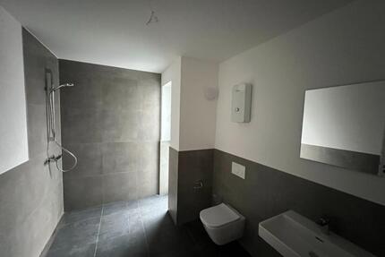 Neubau! - 2,5-ZKB Wohnung in ruhiger Lage - Osburg