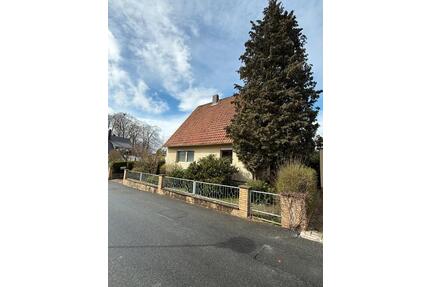 Freistehendes EFH mit Garten, Garage und viel Potenzial - Elze
