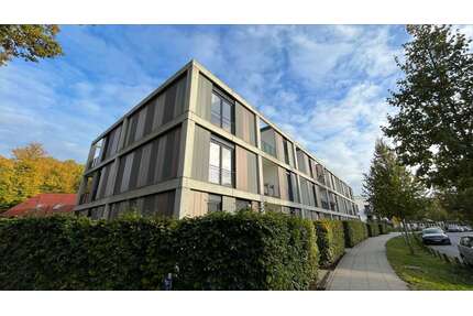 Haus zum Mieten in Hamburg - Langenhorn 2.532,72 € 176.99 m²