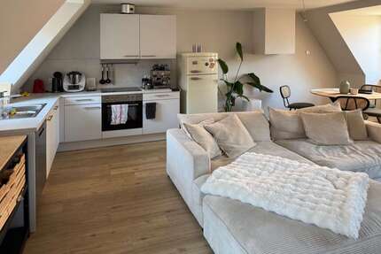 Wohnung zum Mieten in Lübeck 1.353,92 € 84.62 m²