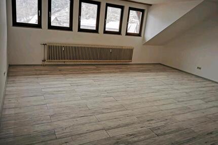 Großzügige 4-Zimmer-Wohnung in Schönau- mit Dachraum, AB 01.JULI - Schönau im Schwarzwald