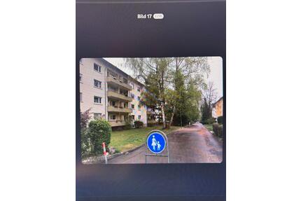 Renovierte WG-Taugliche 2-Zimmer Wohnung mit Balkon im Grünen - Singen (Hohentwiel)