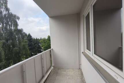 Wohnung zum Mieten in Zeitz 318,00 € 62.35 m²