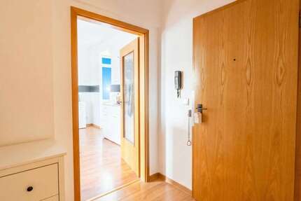 Wohnung zum Kaufen in Düsseldorf 181.710,00 € 45.07 m²