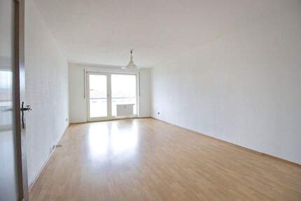 Lichtdurchflutete 3-Zimmer-Wohnung mit herrlicher Aussicht - Würzburg Lengfeld