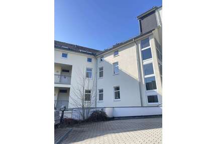 Wohnung zum Mieten in Treuen 410,00 € 70.6 m²