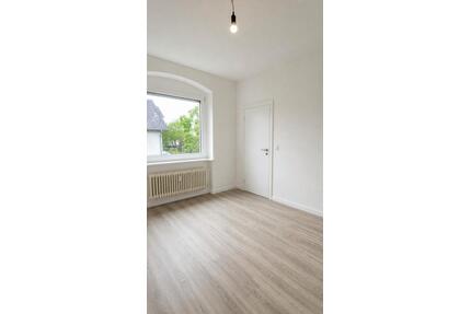 Frisch Sanierte 2,5-Zimmer Wohnung in guter Lage in Troisdorf!