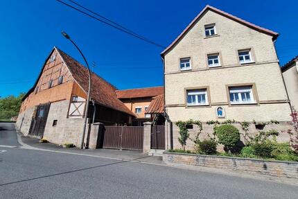 Wohnhaus mit Hofanlage, Innenhof, Garten und Nebengebäuden (siehe - Münnerstadt