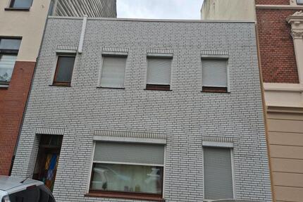 Einfamilienhaus in Bremerhaven zu verkaufen mit Garten... Lehe
