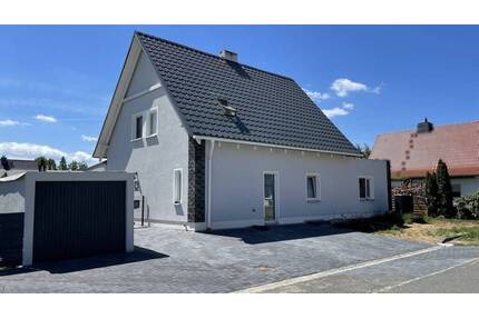 Modern Wohnen mit Stil - 369.000,00&nbsp;EUR Kaufpreis, ca.&nbsp; 158,00&nbsp;m&sup2;&nbsp;Wohnfl&auml;che in Lauta (PLZ: 02991)
