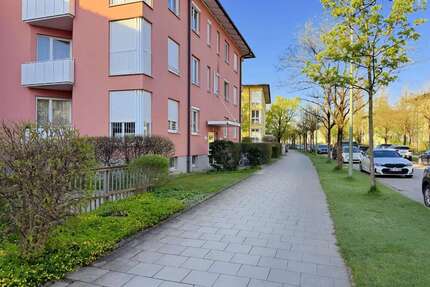 Wohnung zum Kaufen in München 270.000,00 € 35.69 m²