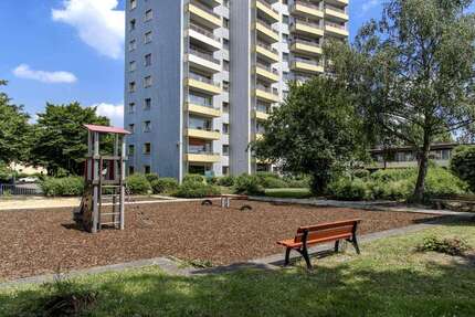 Wohnung zum Mieten in Bergheim 442,71 € 90 m²
