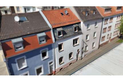 Haus zum Kaufen in Pirmasens 129.000,00 € 181 m²