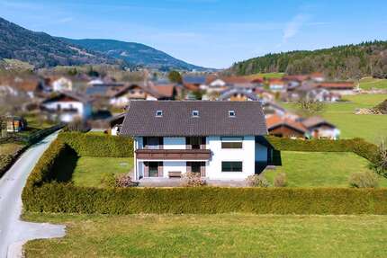 Haus zum Kaufen in Anger 1.300.000,00 € 310 m²