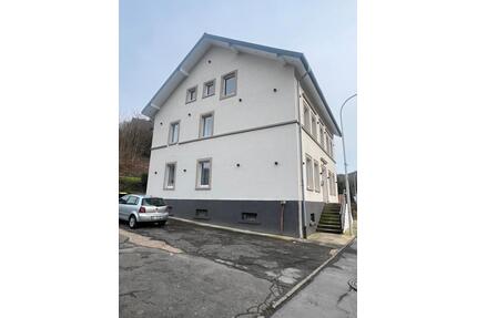 Zu verkaufen. Dreifamilienhaus 1205 m² Grundstück. - Werdohl