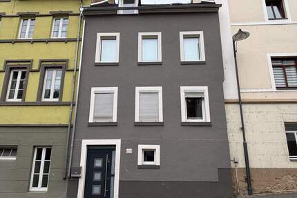 Teilweise modernisiertes Reihenmittelhaus - Traben-Trarbach