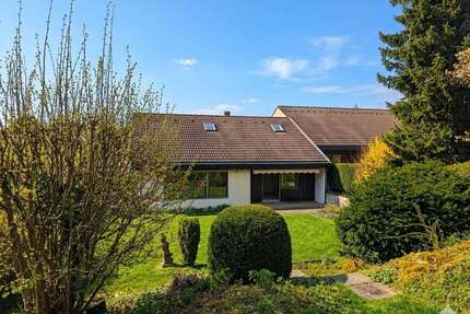 Haus zum Kaufen in Schwieberdingen 715.000,00 € 142.67 m²
