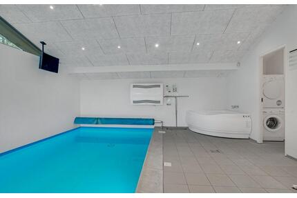 Silvester-Ferienhaus mit Pool in Lønstrup (DK) für 10 Personen - Hamburg Alsterdorf