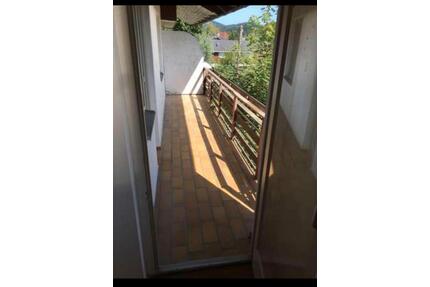 Charmante Helle Altbauwohnung - 890,00&nbsp;EUR Kaltmiete, ca.&nbsp; 89,00&nbsp;m&sup2; in Stiefenhofen (PLZ: 88167)