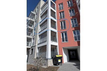 Große, helle 2-Zimmer-Wohnung mit Loggia und Einbauküche - Darmstadt