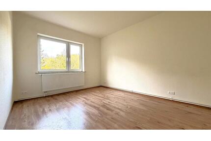 Helle 3-Zimmer-Wohnung ab sofort frei - Frankfurt (Oder) Booßen