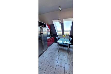 Moderne 4,5-Zimmer Wohnung, Traumhafte Aussicht, Garage, Provisionsfrei! - Hannover Anderten