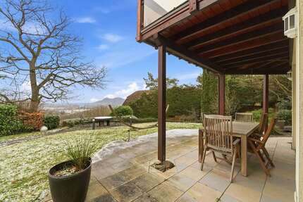 Haus zum Mieten in Rheinbreitbach 2.500,00 € 220 m²