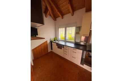 Vermiete Dachgeschosswohnung in Oberbalbach 60 m² mit Stellplatz - Lauda-Königshofen
