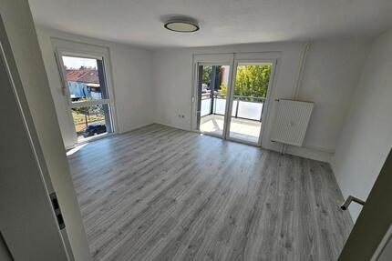 3-Zimmer Wohnung mit Stellplatz+Keller in Singen - Singen (Hohentwiel)
