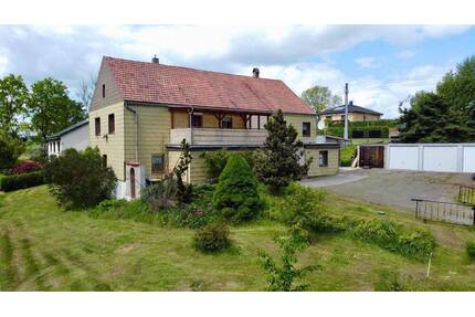 Solides Wohnhaus mit großem Grundstück, ideal für Familien - Striegistal Etzdorf