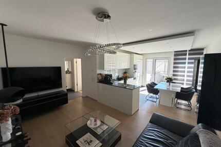 Design-3-Zimmer-Wohnung | Balkon | 2 Stellpl. | Provisionsfrei! - Hochheim am Main