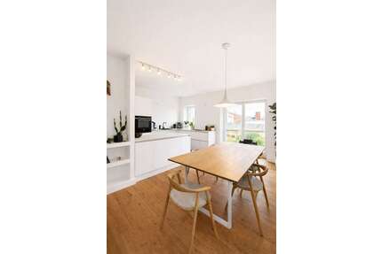 Wohnung zum Kaufen in Düsseldorf - Oberkassel 1.150.000,00 € 127 m²