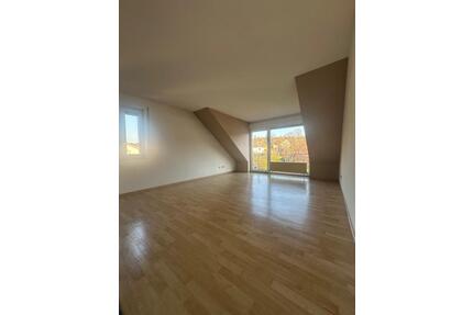 Gepflegte 2-Zimmer-Wohnung (DG.) in ruhiger Wohnlage von Sulzheim - Wörrstadt