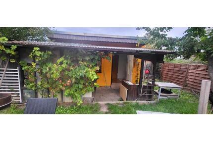 Charmantes Gartenhaus in friedlicher Lage - Halle (Saale) Damaschkestraße