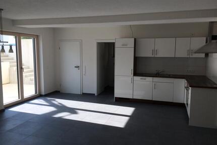 Teilmöblierte 2 Zimmerwohnung in Erbach Terrasse 1-2 Erw NR