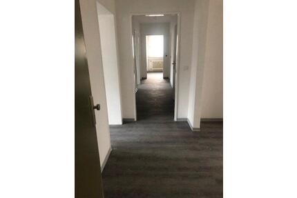 109,55 qm große 4 ZKB Wohnung in Baunatal am Baunsberg ( BTL-AA20-1R )