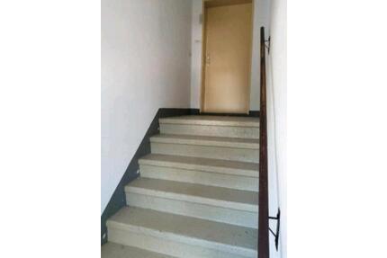 3 Zimmer Eigentumswohnung an Handwerker in 08233 Treuen