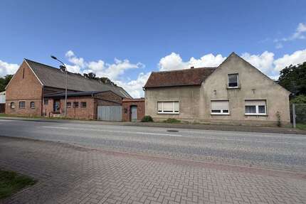 Haus zum Kaufen in Buchholz 135.000,00 € 100 m²
