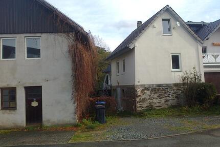 Tiny Bauernhaus mit Scheune und Garten - Weilrod