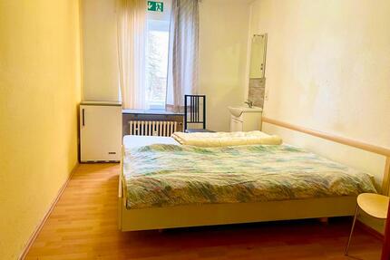 Zimmer zu vermieten - 300,00&nbsp;EUR Kaltmiete, ca.&nbsp; 15,00&nbsp;m&sup2; in Bad Kissingen (PLZ: 97688)