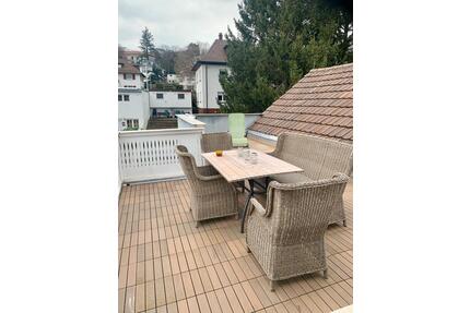 Voll möbliertes Zimmer in TOP Lage in 3er WG - Pforzheim Weststadt