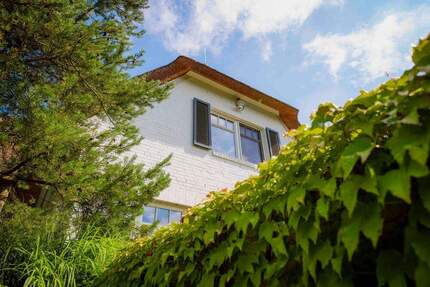 Exklusives Reetdachhaus in bester Lage von Buchholz i.d.N. - Architektenhaus mit Blick ins Grüne! - Buchholz in der Nordheide
