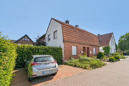 Solides Zweifamilienhaus mit 2 vermieteten Einheiten – Kapitalanlage mit solider Basis - Rheine / Eschendorf