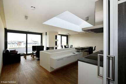 Wohnung zum Mieten in Zwickau 1.250,00 € 121.35 m²