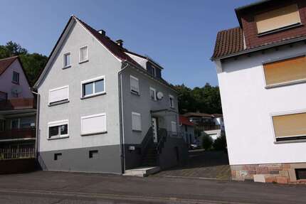 Haus zum Kaufen in Hungen 299.000,00 € 205 m²