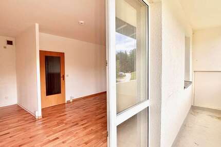 Wohnung zum Mieten in Suhl 335,00 € 59.1 m²