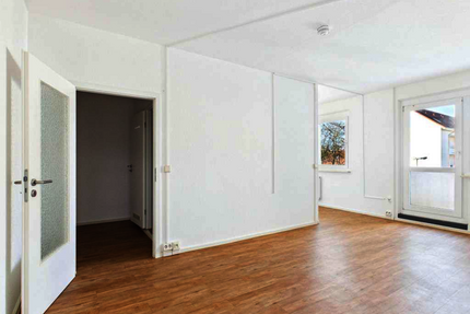 Wohnung zum Mieten in Dessau-Roßlau 245,00 € 36.4 m²
